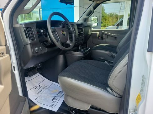 Certified 2025 Chevrolet Express 2500 w/ Driver Convenience Package RWD image 10