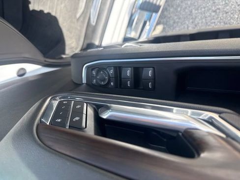 Used 2025 GMC Sierra 1500 SLT w/ SLT Premium Plus Package RWD image 26