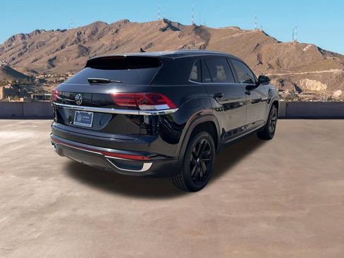 Used 2023 Volkswagen Atlas Cross Sport SE w/ Panoramic Sunroof Package image 48