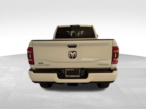 Used 2022 RAM 2500 Limited AWD/4WD image 10
