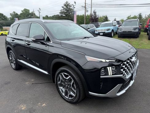 Used 2021 Hyundai Santa Fe Limited AWD/4WD image 2