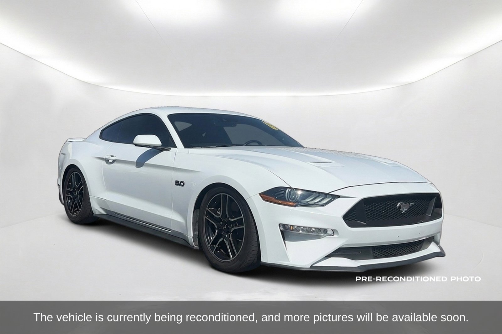 Used 2022 Ford Mustang GT w/ Equipment Group 301A RWD image 3