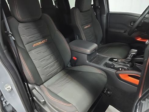 Used 2023 Nissan Frontier PRO-4X w/ Pro Convenience Package image 14