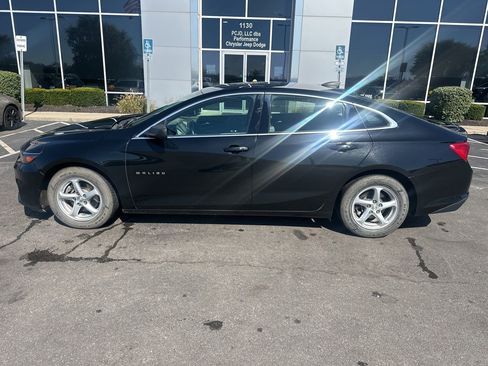 Used 2018 Chevrolet Malibu LS image 6