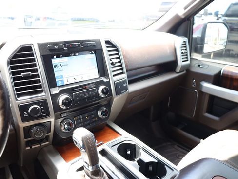 Used 2017 Ford F150 King Ranch w/ Equipment Group 601A Luxury AWD/4WD image 15
