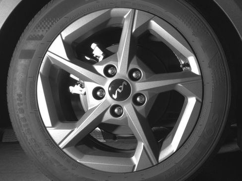 Used 2025 Kia K4 LXS image 15