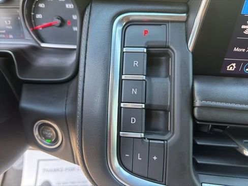 Used 2021 Chevrolet Tahoe Z71 image 21