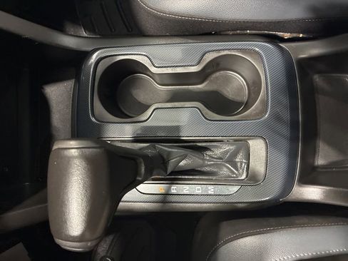 Used 2015 Chevrolet Colorado Z71 AWD/4WD image 22