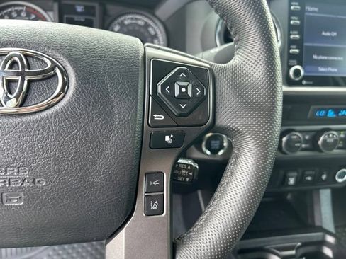Used 2023 Toyota Tacoma TRD Sport AWD/4WD image 21