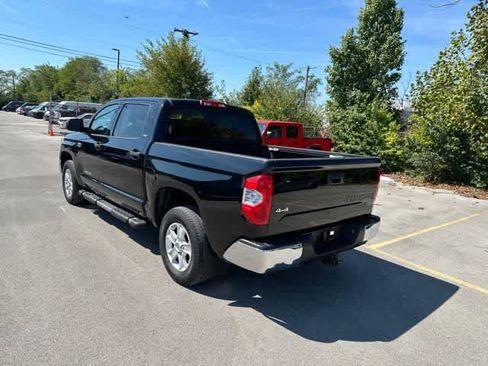 Used 2017 Toyota Tundra SR5 w/ SR5 Upgrade Package AWD/4WD image 12