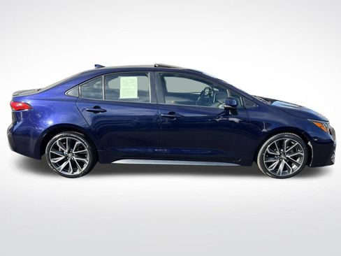 Used 2020 Toyota Corolla XSE image 9