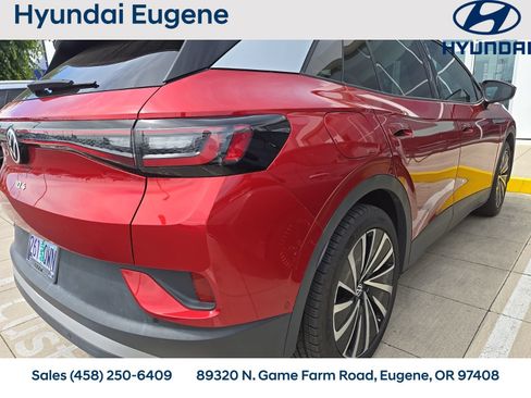 Used 2023 Volkswagen ID.4 Pro S Plus RWD image 6