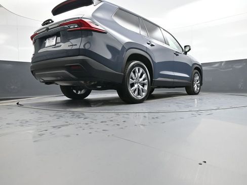 Certified 2025 Toyota Grand Highlander AWD image 33