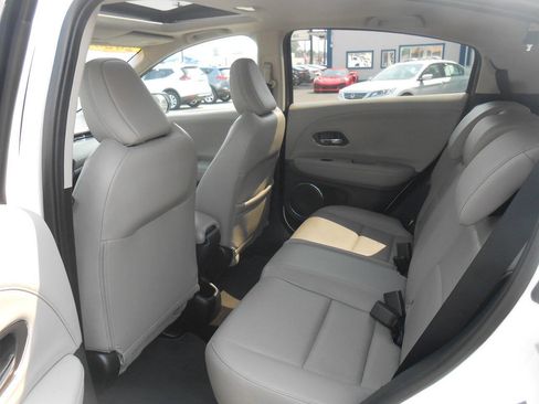 Used 2020 Honda HR-V EX-L image 11