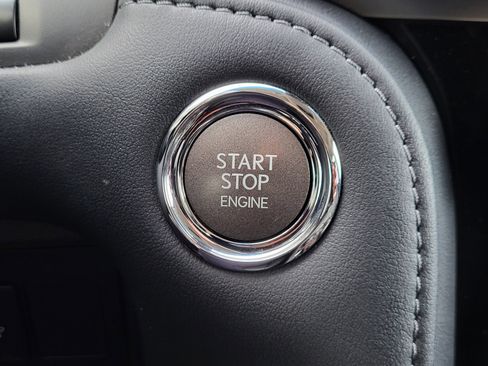 Used 2016 Lexus LX 570 4WD image 29