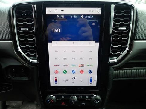 Used 2024 Ford Ranger XLT w/ Advanced Towing Package image 15