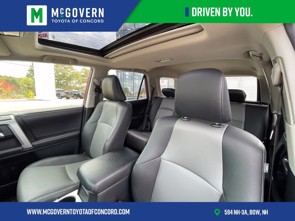 Used 2020 Toyota 4Runner SR5 Premium w/ Moonroof Package AWD/4WD image 10