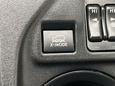 Used 2023 Subaru Crosstrek 2.0i Premium image 13