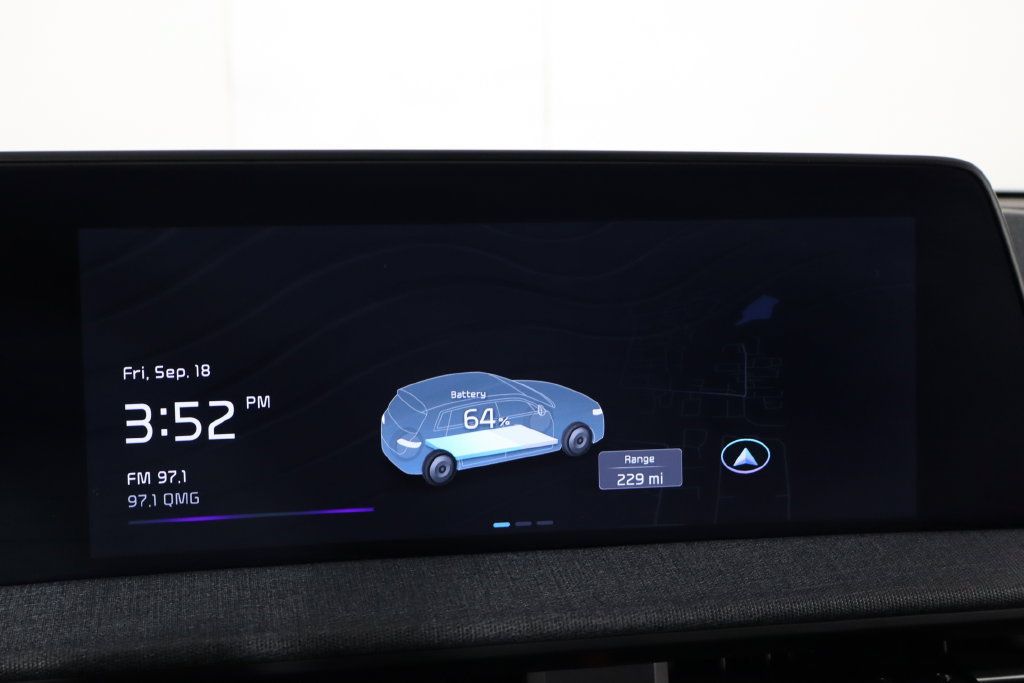 Used 2023 Kia EV6 Wind RWD image 32