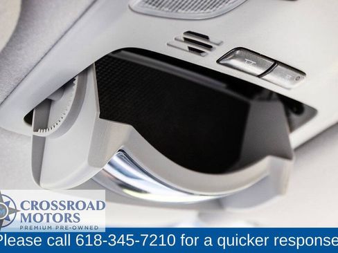 Used 2012 Toyota Sienna LE FWD image 47