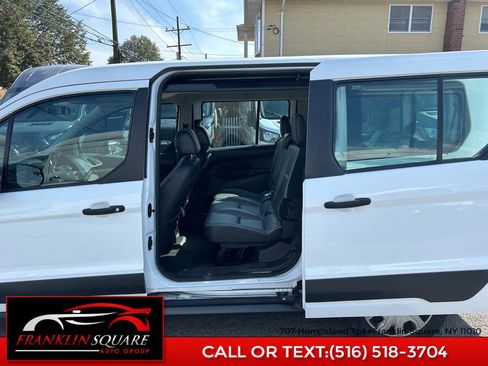 Used 2017 Ford Transit Connect XL image 23