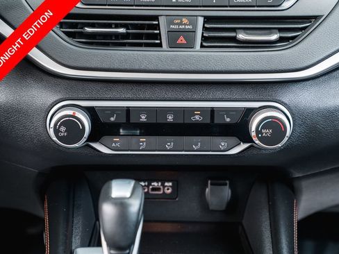 Used 2022 Nissan Altima 2.5 SR w/ Midnight Edition Package FWD image 22