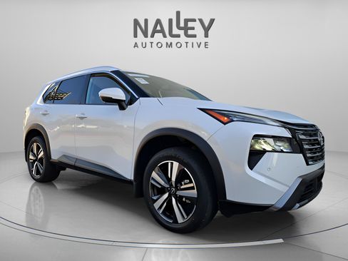 Used 2024 Nissan Rogue SL w/ SL Premium Package image 8