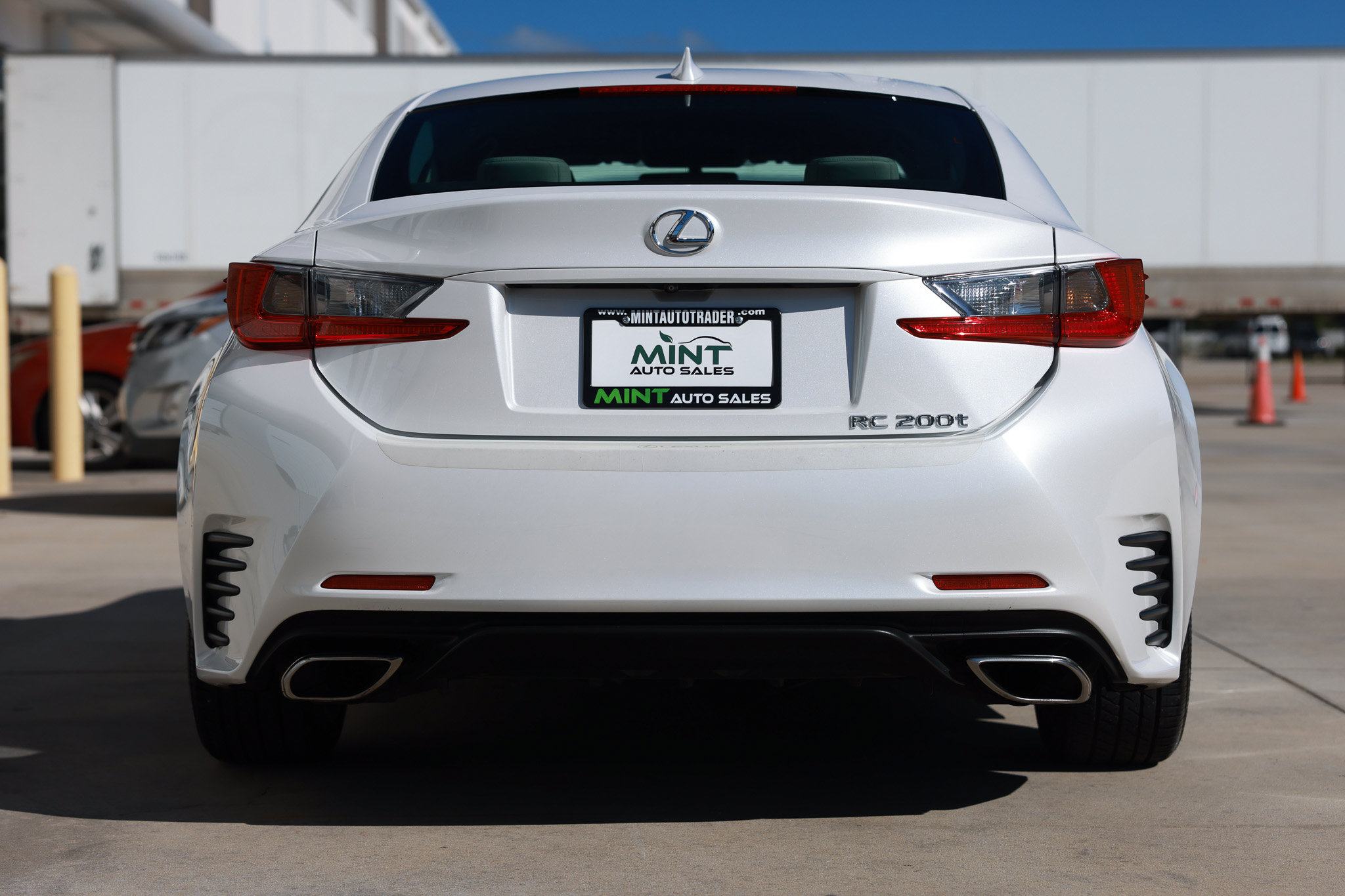 Used 2016 Lexus RC 200t w/ Accessory Package 2 RWD image 11