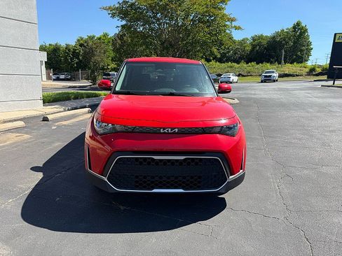 Used 2024 Kia Soul LX w/ Option Group 015 FWD image 6