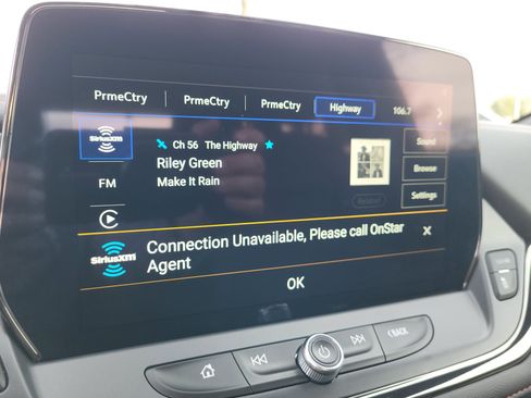 Certified 2024 Chevrolet Blazer RS w/ Driver Confidence II Package image 25