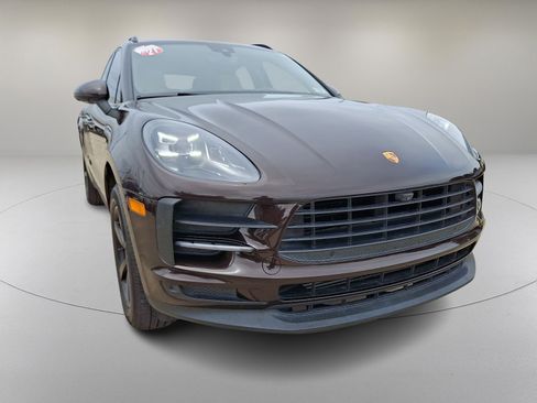 Used 2021 Porsche Macan w/ Premium Package Plus AWD/4WD image 2