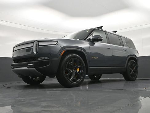 Used 2022 Rivian R1S Launch Edition Quad AWD/4WD image 24