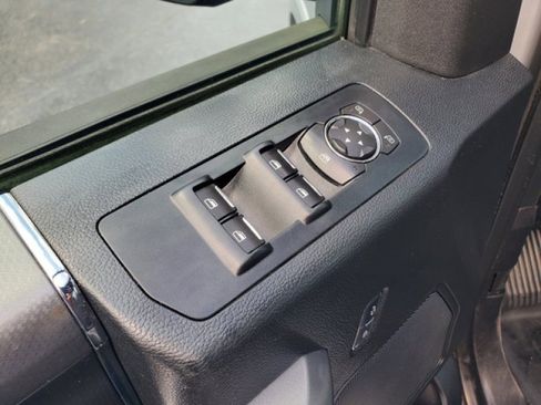 Used 2015 Ford F150 XLT w/ Equipment Group 301A Mid image 13