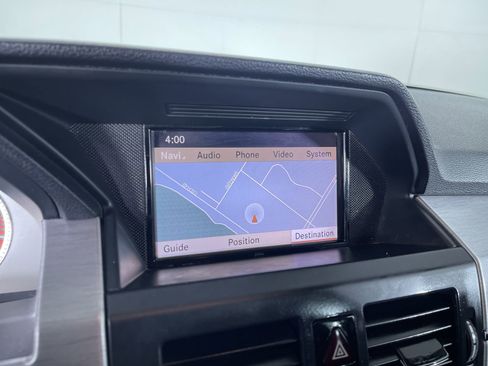 Used 2010 Mercedes-Benz GLK 350 4MATIC image 20