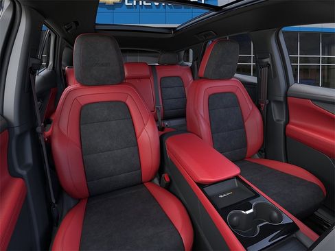 New 2025 Chevrolet Blazer EV RS image 16
