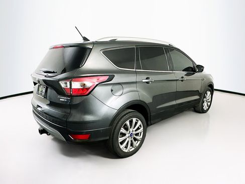 Used 2018 Ford Escape Titanium image 9