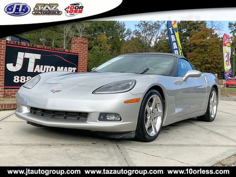 Used 2007 Chevrolet Corvette Convertible w/ Preferred Equipment Group RWD image 3