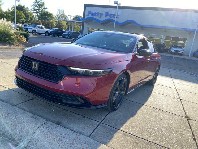 Used 2025 Honda Accord Sport image 4