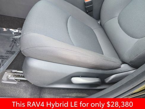 Used 2023 Toyota RAV4 LE image 35