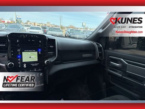 Used 2021 RAM 2500 Big Horn w/ Level 2 Equipment Group image 23