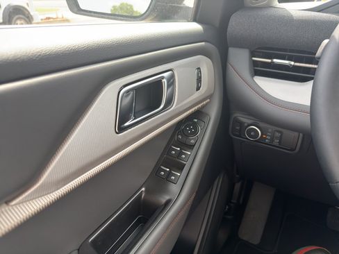 New 2026 Ford Explorer Active w/ Active Comfort Package RWD image 30