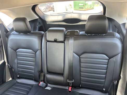 Used 2020 Ford Edge SEL w/ Cold Weather Package AWD/4WD image 20
