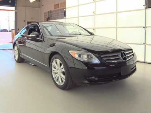 Used 2009 Mercedes-Benz CL 550 4MATIC image 3