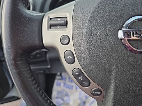 Used 2011 Nissan Rogue SV w/ SL Pkg image 11