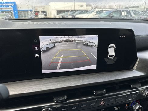 Used 2025 Kia Telluride EX X-Line image 17