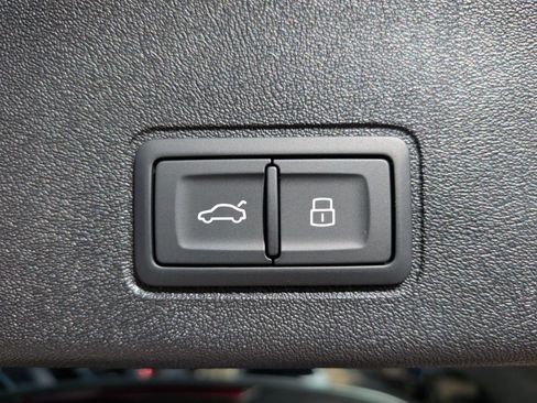 New 2026 Audi Q3 quattro 2.0T AWD/4WD image 39