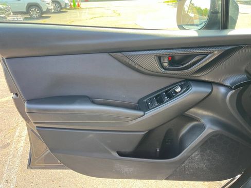 Used 2023 Subaru Crosstrek 2.0i Premium AWD/4WD image 27