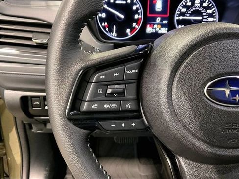 Used 2025 Subaru Forester Premium image 18