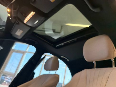 Used 2020 Mercedes-Benz E 350 Sedan image 39