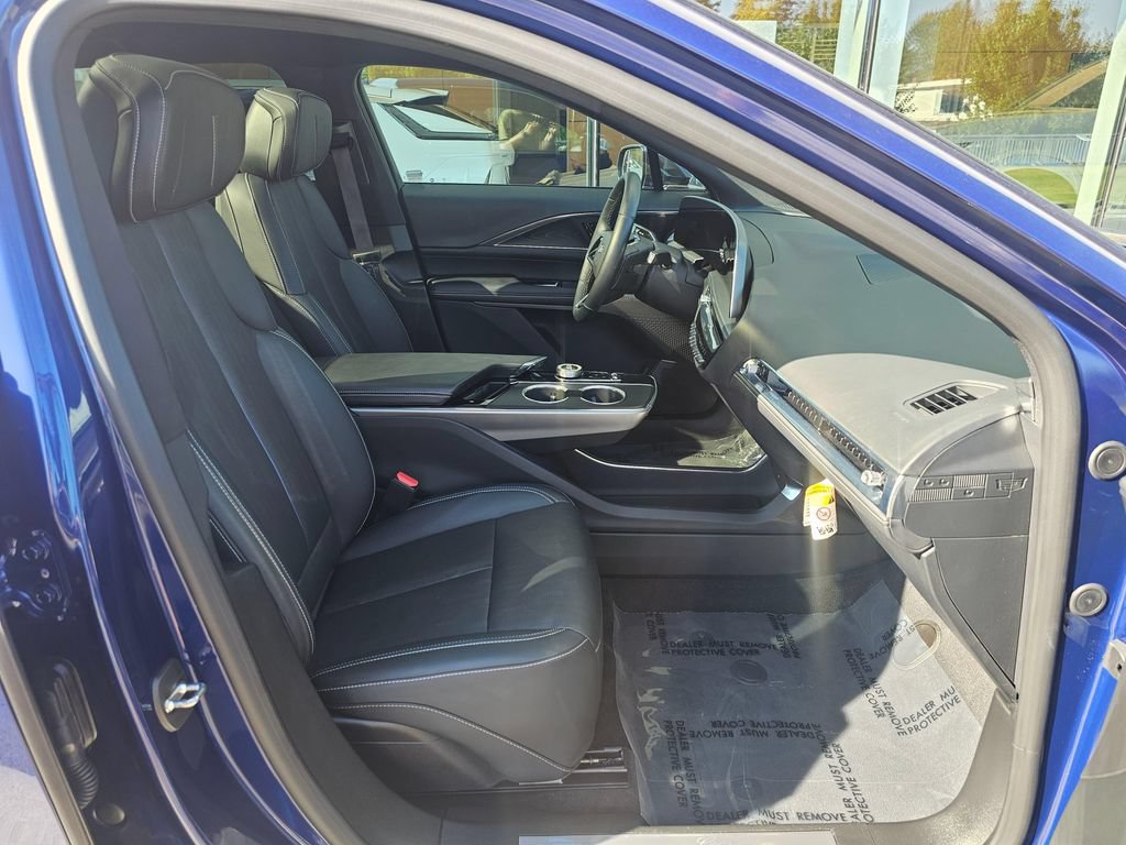 Certified 2024 Cadillac Lyriq Sport w/ LPO, Floor Liner Package AWD/4WD image 11